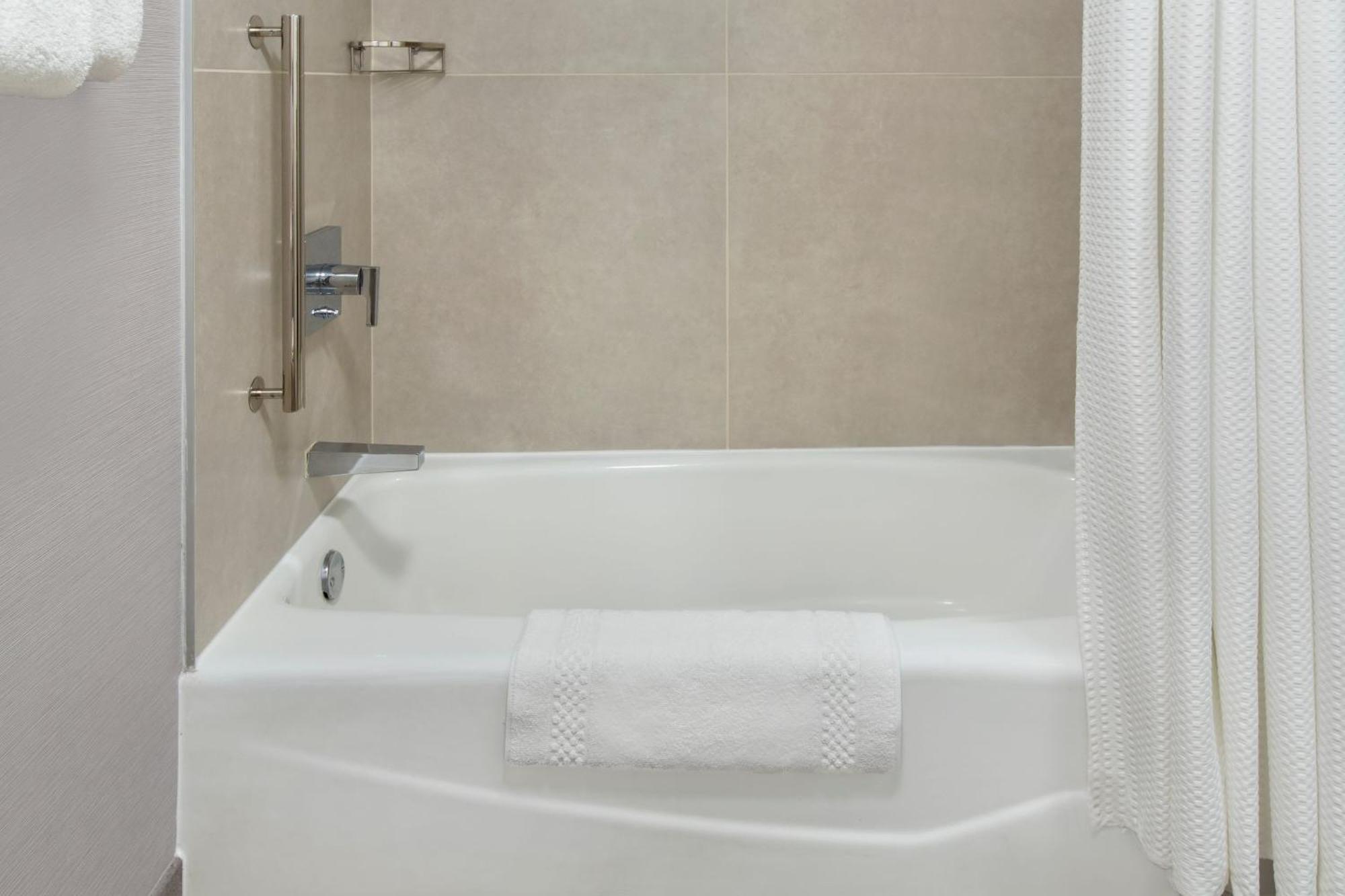 Courtyard By Marriott Tarrytown Westchester County Zewnętrze zdjęcie