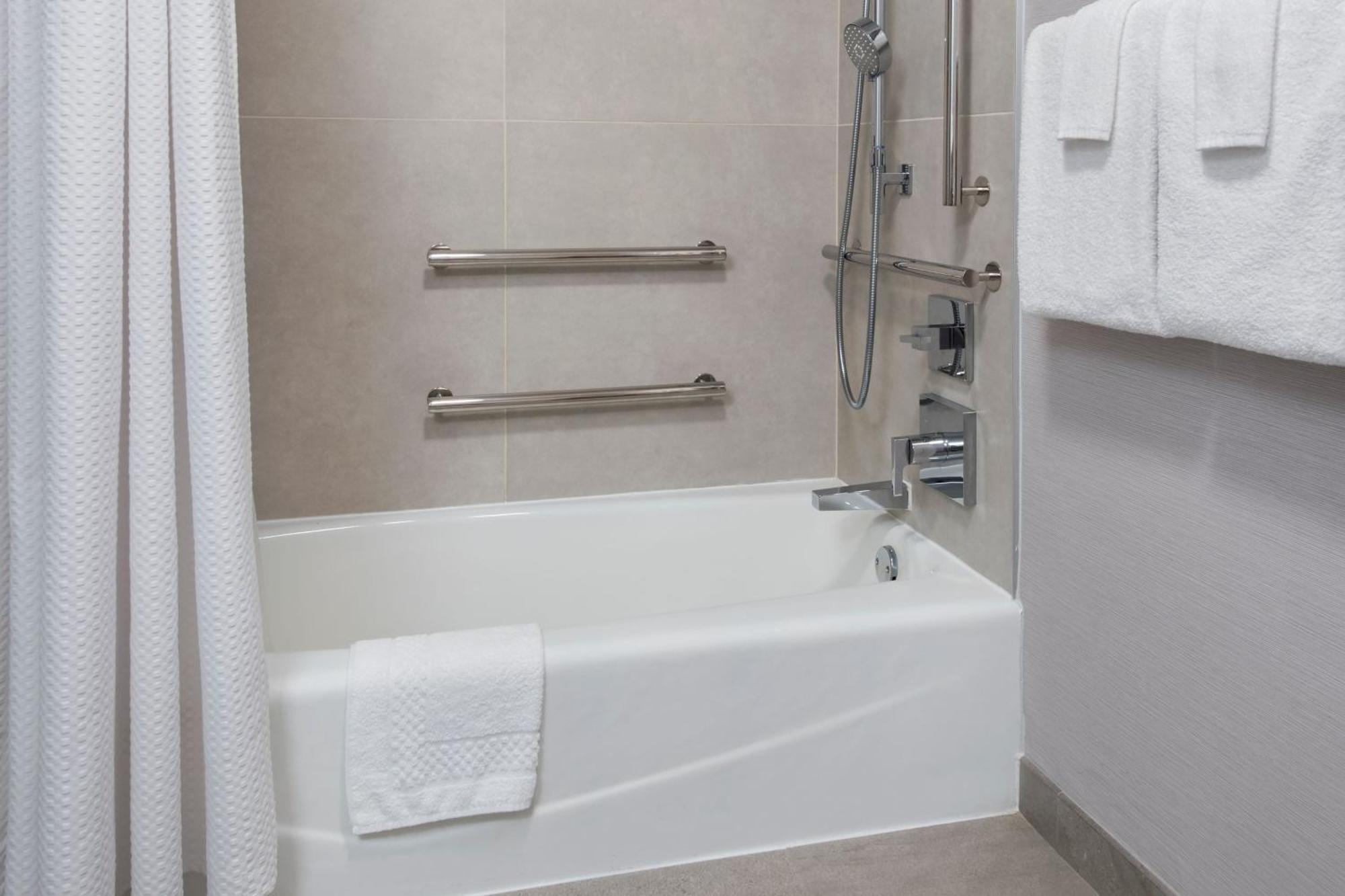 Courtyard By Marriott Tarrytown Westchester County Zewnętrze zdjęcie