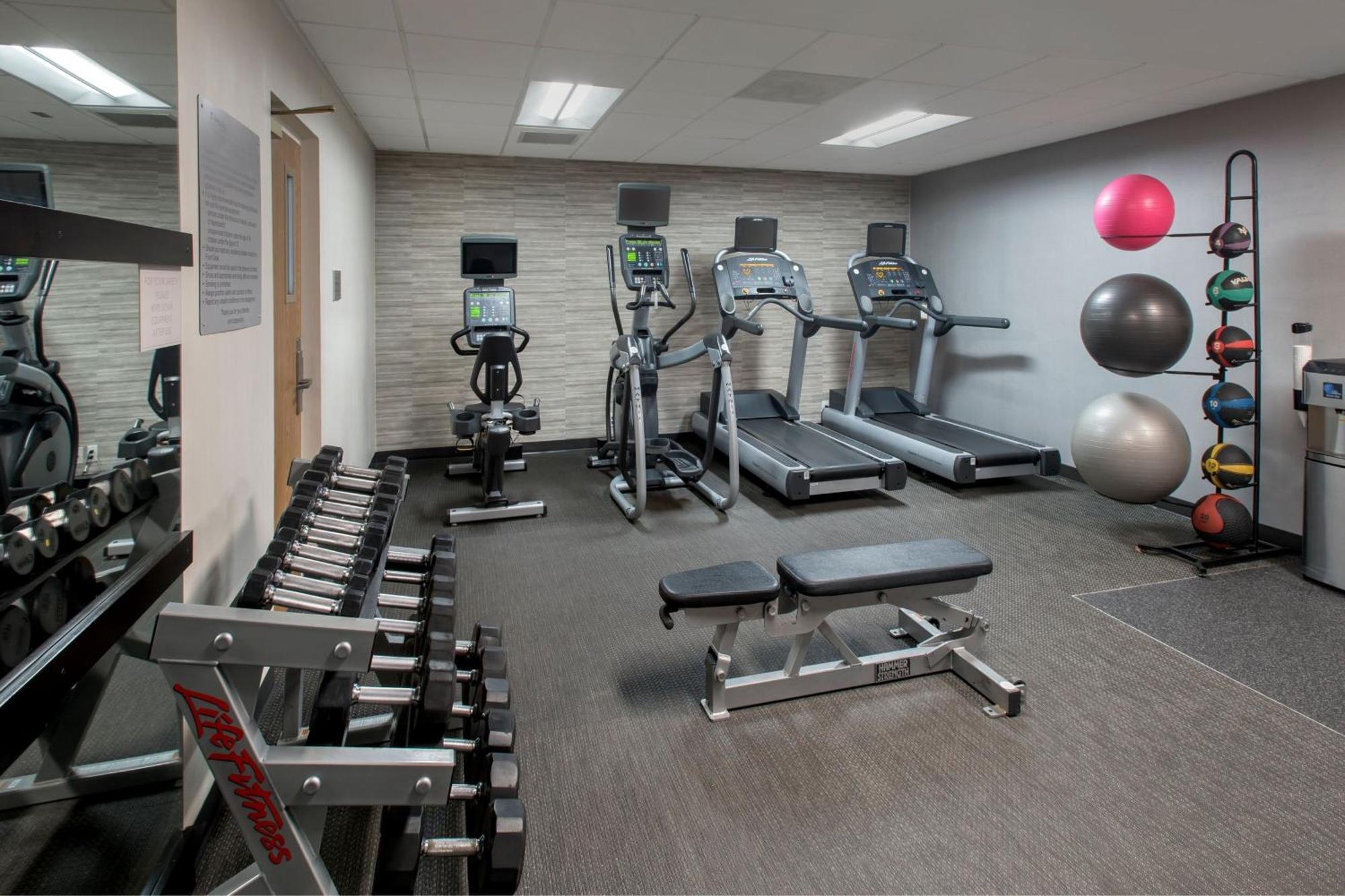 Courtyard By Marriott Tarrytown Westchester County Zewnętrze zdjęcie